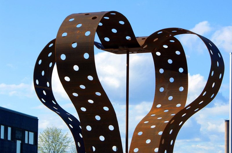 ”Avamore” – skulptur i rondelle Alvar Aalto i Avesta