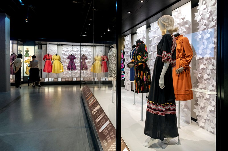 Foto: Anna Sigge. Utställning: Kläder & Couture, visas t.o.m. hösten 2024