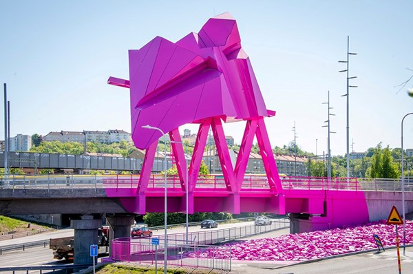 Nu är konstverket "bLINK" i Göteborg invigt