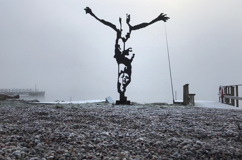 "Exit the way", skulptur i stål för offentligt bruk 220cm. Såld.