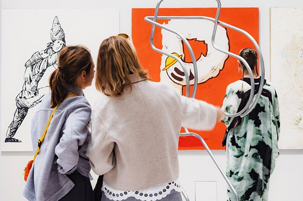 Stor konsthelg väntar när Market Art Fair öppnar i Frihamnen