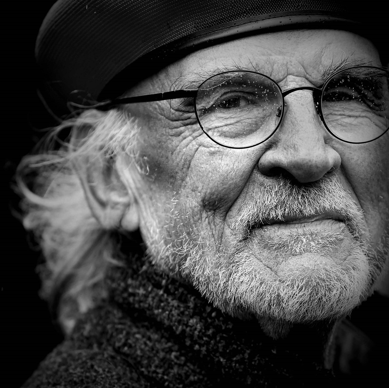 BERTIL VALLIEN