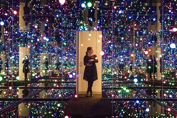Yayoi Kusama - Gleaming Lights of the Souls