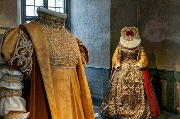 800 år av krig, makt och ära!