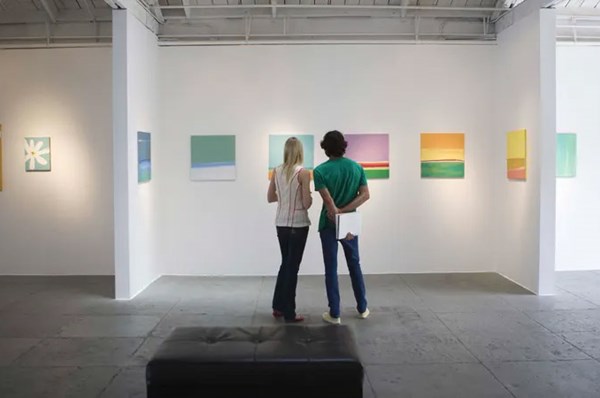 Män vill gå på museum med sin partner