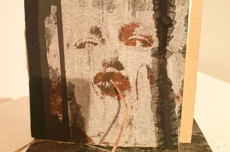 COLLAGE-SKULPTUR - 15 X 20 - MICKAN SANDELIN 2019