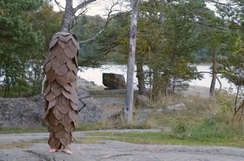 Ingela Ihrman, Grankotten vandrar. Dokumentation från LARU15 Human Era, Helsingfors 2015.