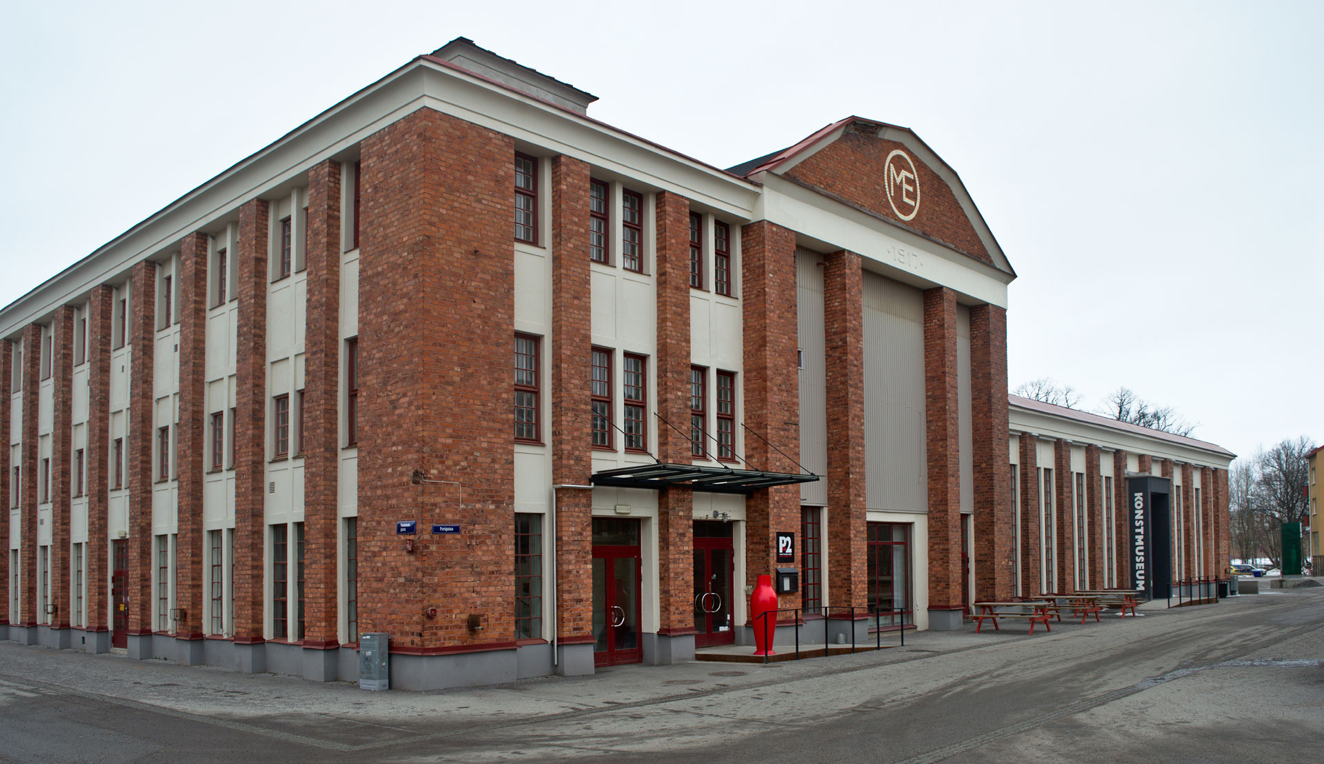 /media/y5zjw5jg/eskilstuna_konstmuseum_-_ut.jpg